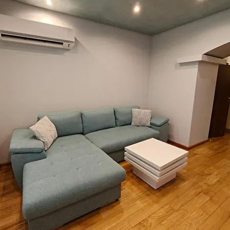 Chan Krum With Sauna & Jacuzzi In Center Апартаменты