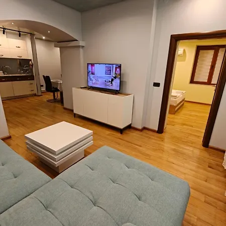 Chan Krum With Sauna & Jacuzzi In Center Апартаменты Варна