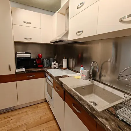 Chan Krum With Sauna & Jacuzzi In Center Варна