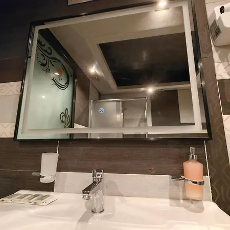 Chan Krum With Sauna & Jacuzzi In Center Апартаменты