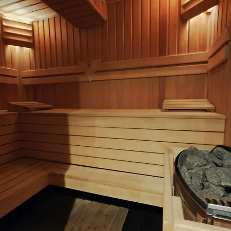 Chan Krum With Sauna & Jacuzzi In Center Варна
