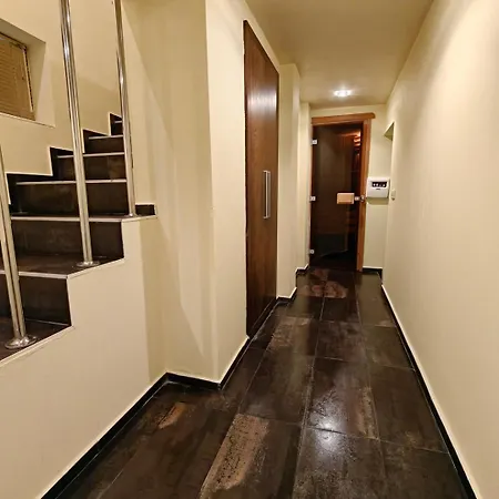 Chan Krum With Sauna & Jacuzzi In Center Апартаменты *
